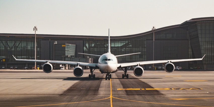 The airports in Micronesia are ideal for domestic and international flights but booking should be done in advance
