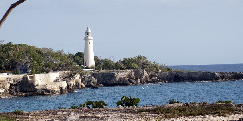 An image showing a view of the Negril Lighthouse, a famous place to visit in Negril.