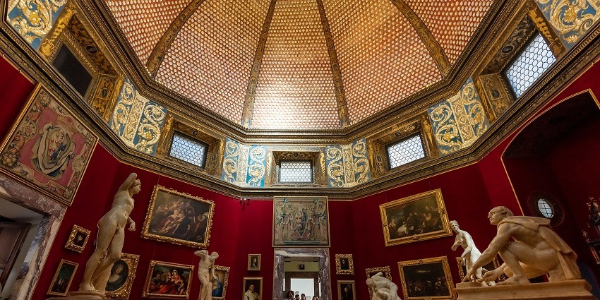 An image of the Uffizi Gallery in Italy, one of the best art museums in Europe