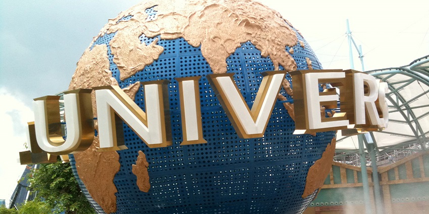 Explore the thrills of Universal Studios Singapore, just minutes from SEA Aquarium.