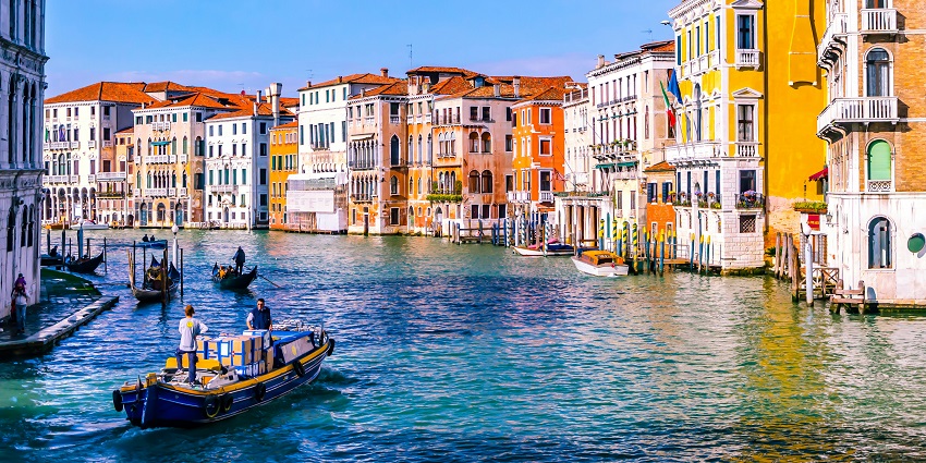 Venice is perfect and is one of the best places to visit in December for couples.