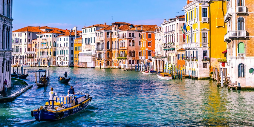 Explore places like St. Mark’s Basilica, Rialto Bridge, and Doge’s Palace in Venice.