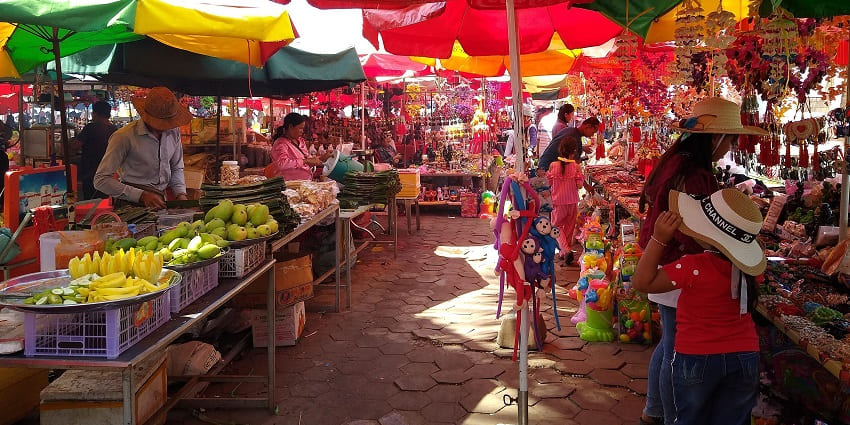 An image of Kep’s crab market, a must-visit in things to do in Cambodia in September.