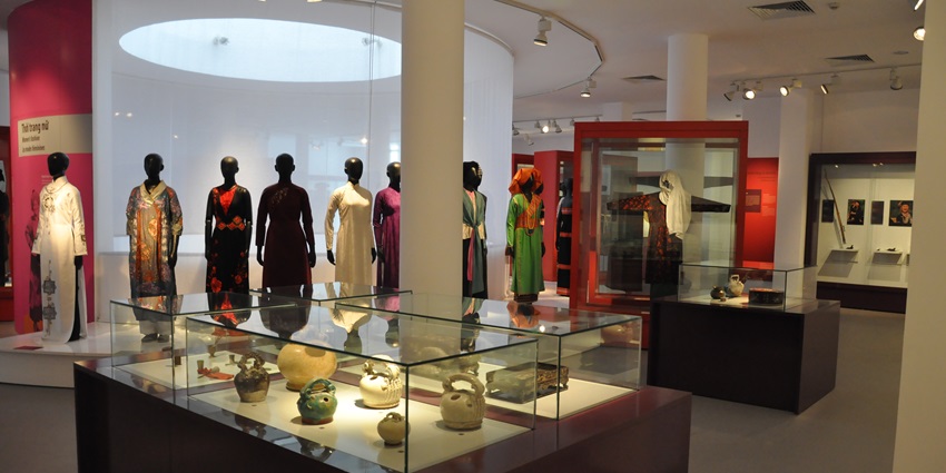 Interior of the Vietnamese Women’s Museum, one of the things to see in Hanoi