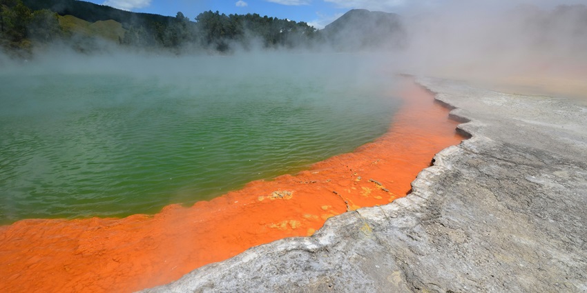 An image of Wai-O-Tapu Thermal Wonderland, one of the things to see in Rotorua.