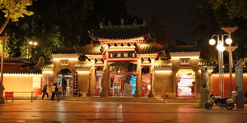 View of Wak Hai Cheng Bio, amongst temples in Chinatown singapore.
