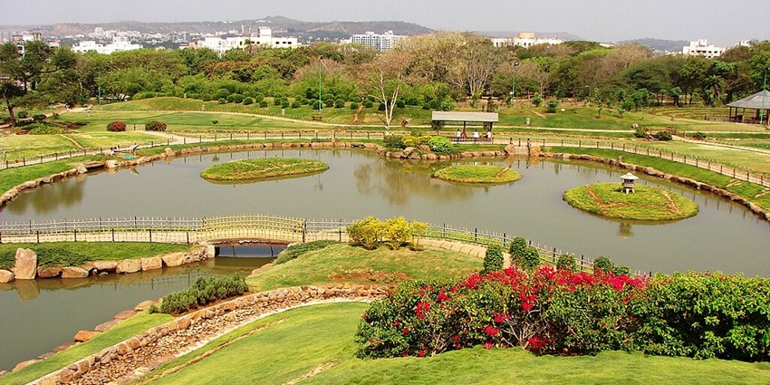 Explore Okayama Friendship Garden - one of the things to do in Pune for couples.