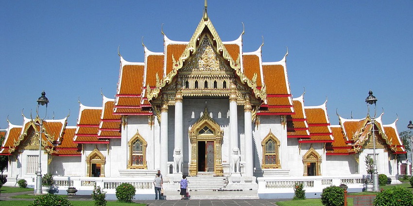 Marvel at the intricate marble design of Wat Benchamabophit, also known as the Marble Temple.