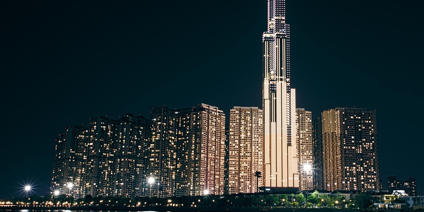 A majestic night-time view of Vietnam’s iconic Landmark 81 skyscraper