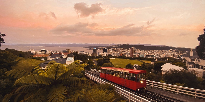 The Cable Carascendsg the hill, offering beautiful views of the city and waterfront.