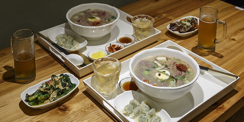 Tasty dishes served with chilled beer at a notable restaurant near Gardens By The Bay