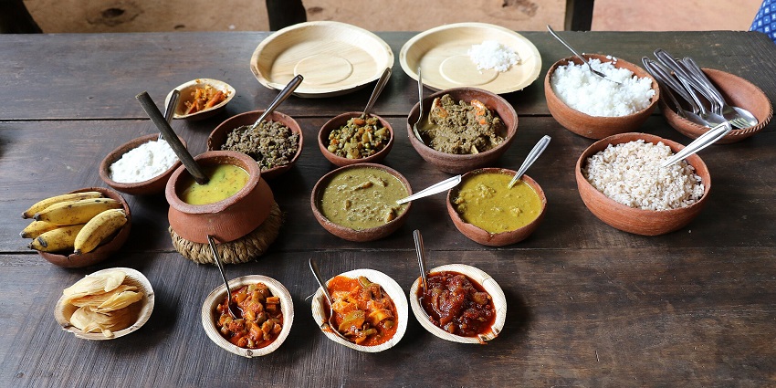 Savour local Goan delicacies at eateries near the Bhagwan Mahavir Wildlife Sanctuary.