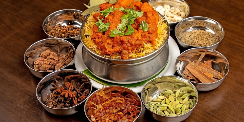 An image resembling the Indian Food near the largest theme park in India.
