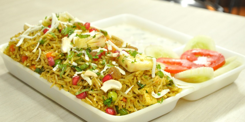 An authentic Kashmiri cuisine served at a restaurant near the deepest lake in India.