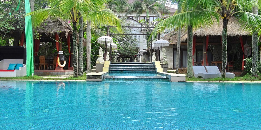 Accommodations near Tegenungan Waterfall range from budget homestays to luxury resorts with spas and gardens.