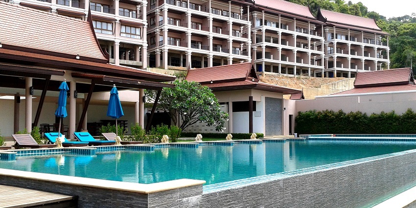 Hotels near the Grand Palace range from luxury to budget-friendly options.