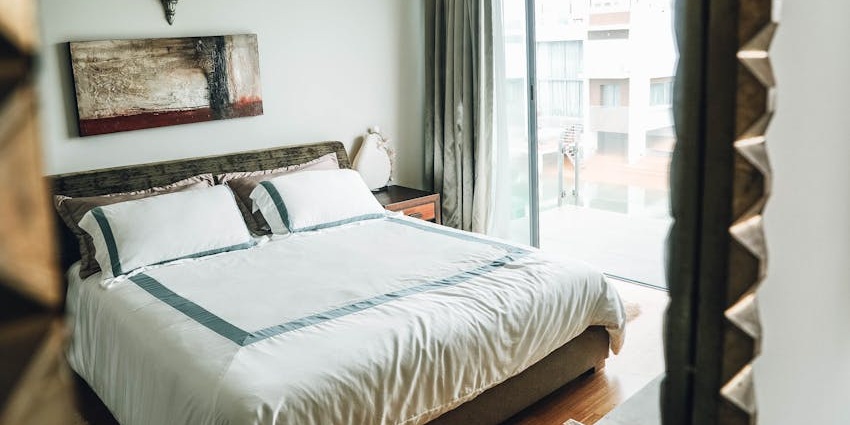Accommodations near the temple offer a comfortable stay for all tourists