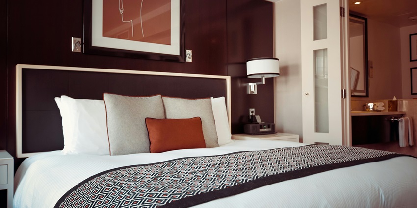 Image of a hotel room near the temple, offering all amenities for a comfortable stay