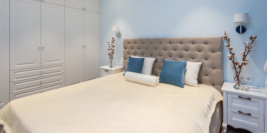 Accommodations similar to around the Caspian sea ranging from luxury to budget stay.