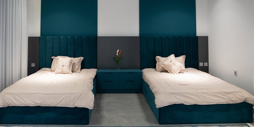 Accommodations offer a diverse range of facilities to ensure a comfortable stay for all tourists