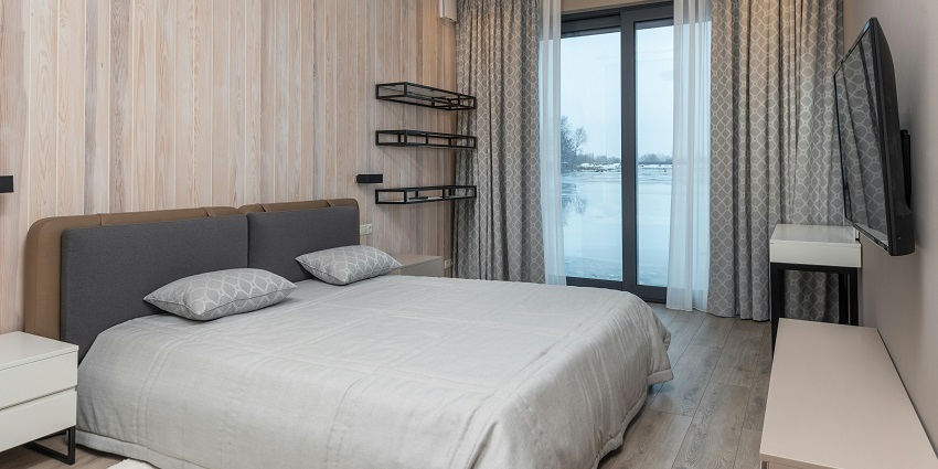 Hotels near Chatuchak Weekend Market offer luxury, mid-range, and budget stays with easy city access.