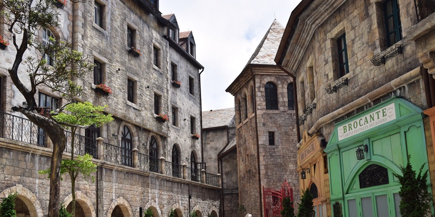 A luxury resort at Ba Na Hills, blending modern amenities with stunning natural scenery.