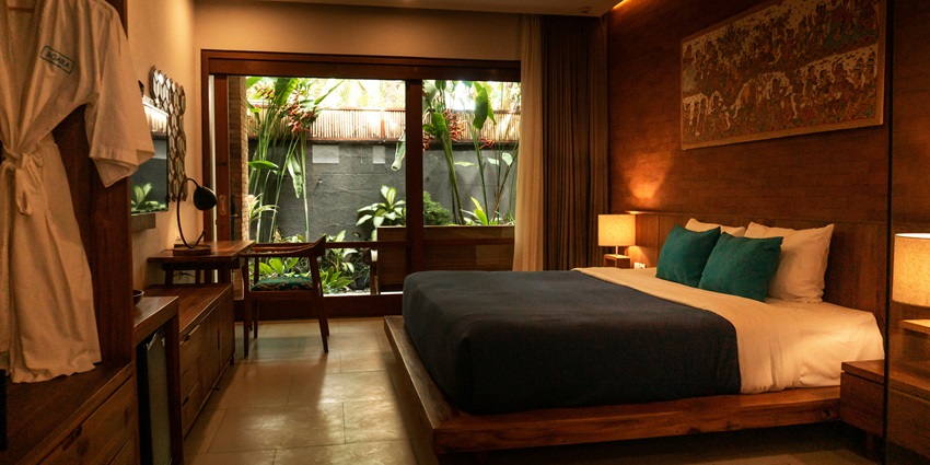 A picture of a hotel room that is perfect for a stay when visiting this mosque