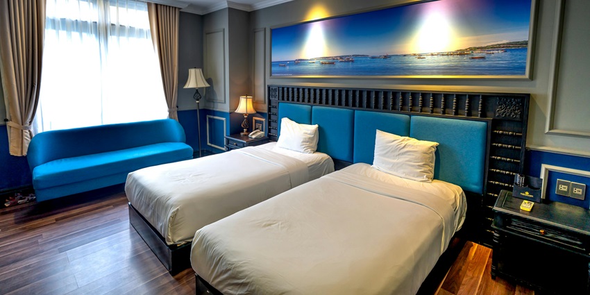 Experience luxury stays in Nicaragua, from oceanfront resorts to colonial-style hotels.
