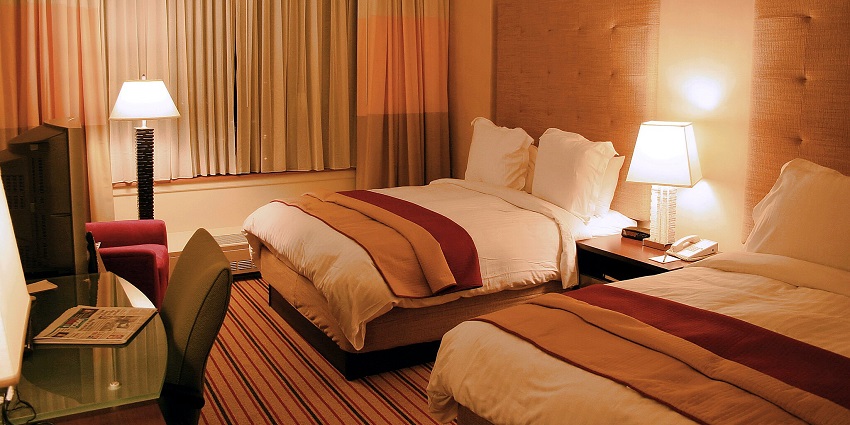 Find cosy accommodations just a stone's throw from Ffunmax.