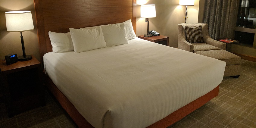 A very comfortable hotel room near Tiger Park Phuket, perfect for a relaxing stay.