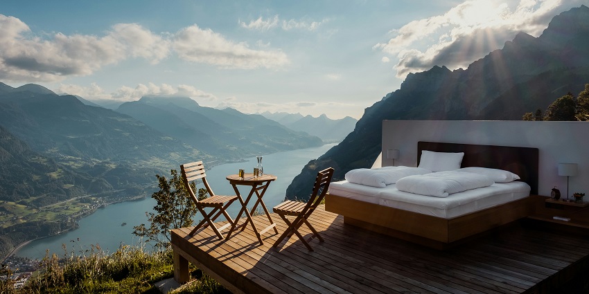 A cosy lakeside resort-like accommodation, the deepest lake in India with stunning views.