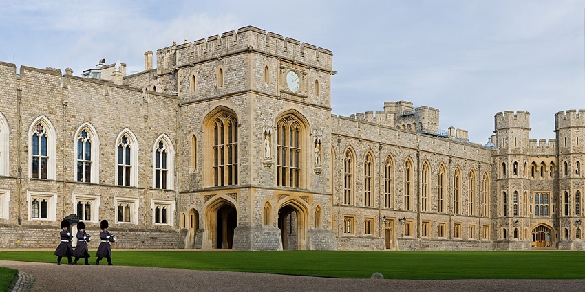 Panoramic view of Windsor Castle's Upper Ward Quadrangle, showcasing its architecture.
