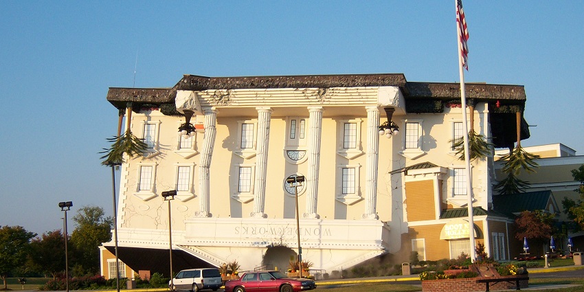 An image of the WonderWorks in Pigeon Forge, one of the best upside-down museums in the world.