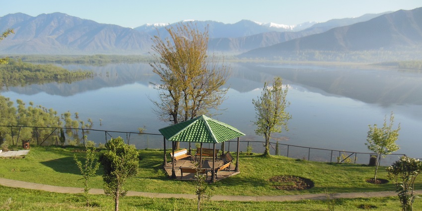A picture of the pristine Wular Lake, one of the largest freshwater lakes in Asia.