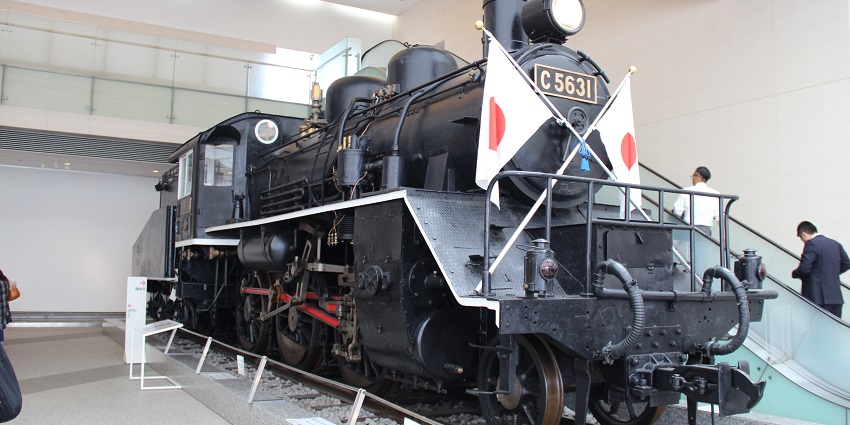 An image of a steam locomotive at the Yushukan Museum in Tokyo