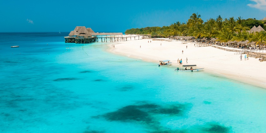 A magnificent sea in Zanzibar, one of the best places to visit in November for couples.