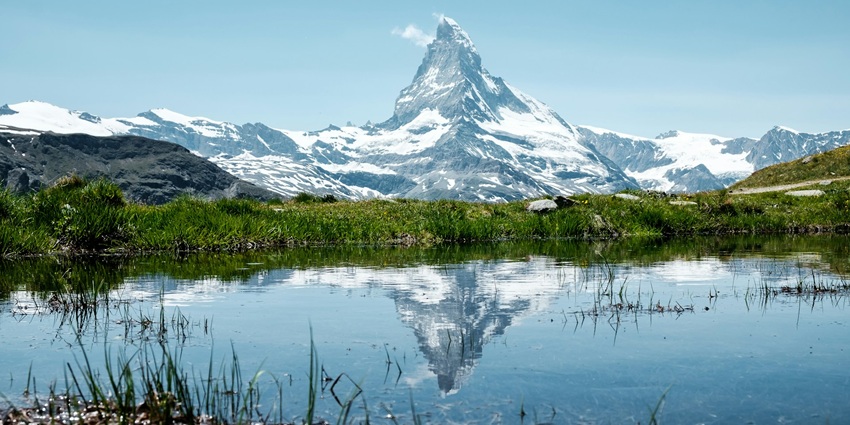 Places to visit in February in Europe include stunning scenery and world-class skiing.