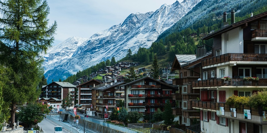 Marvel at the iconic Matterhorn and enjoy world-class skiing in Zermatt for all.