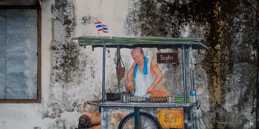 Admiring street art is one of the top activities in Thailand.