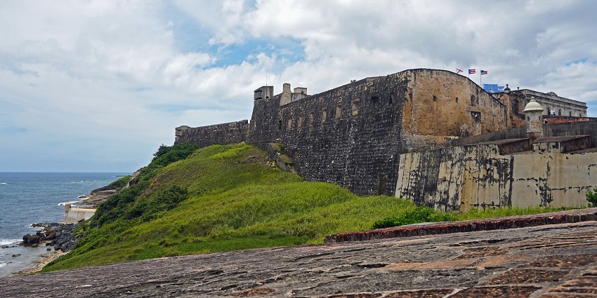 Expansive landscape of the Castillo San Cristóbal, top Things to do in Puerto Rico