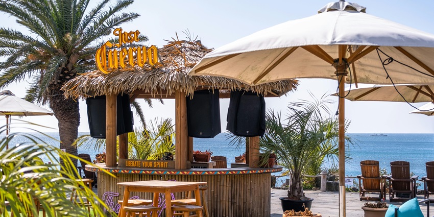 Explore the beachfront bars on Ipanema Beach, offering lively nightlife in Rio de Janeiro.