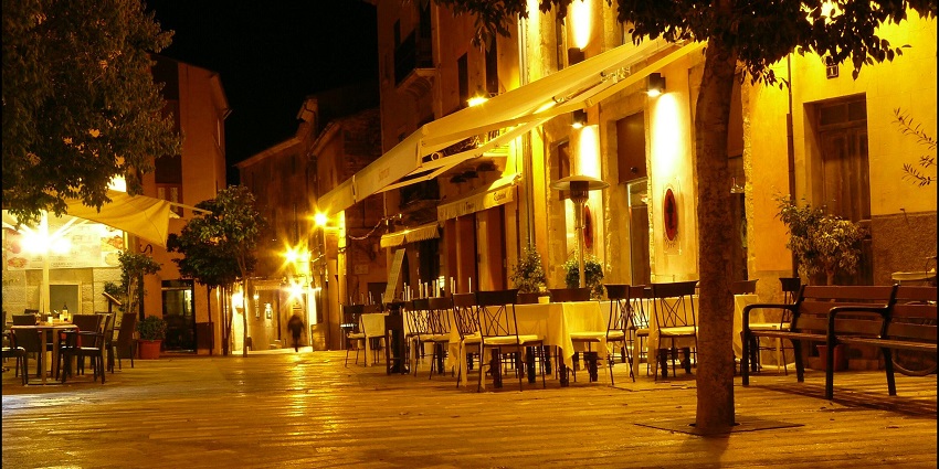 Beatmemo Gastropub brings music and flavour to nightlife in Rosario Argentina, with style.