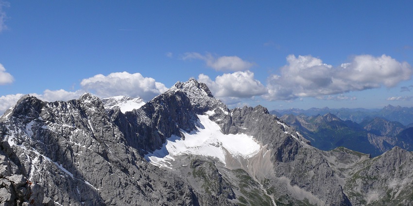 Stunning Zugspitze view from Alpspitze with Jubiläumsgrat and Höllental Valley, one of the best places to visit near Munich.
