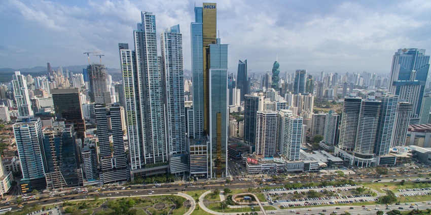 Panama City is one of the modern places to visit near USA due to its old Spanish ruins.