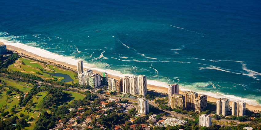 Ipanema Beach in Rio de Janeiro, offers things to do at the Ipanema Beach and ocean views.
