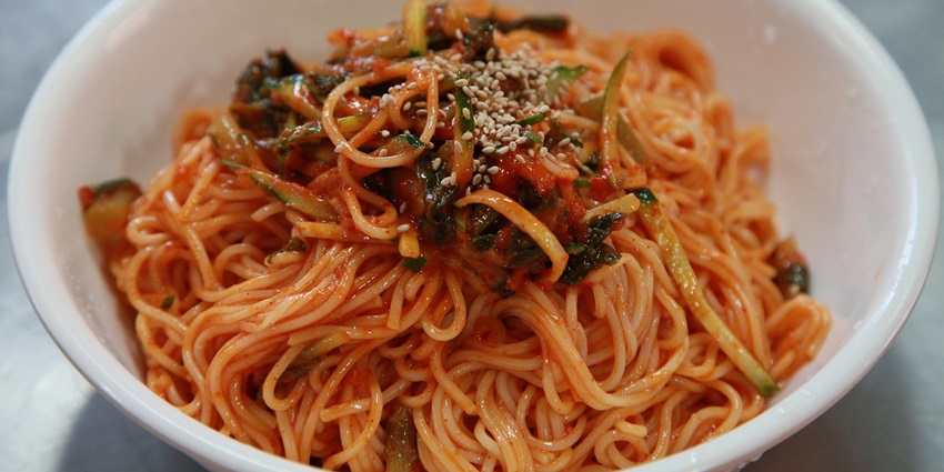 An image resembling Shan-style Noodles, a tourist favourite and a top food in Myanmar.