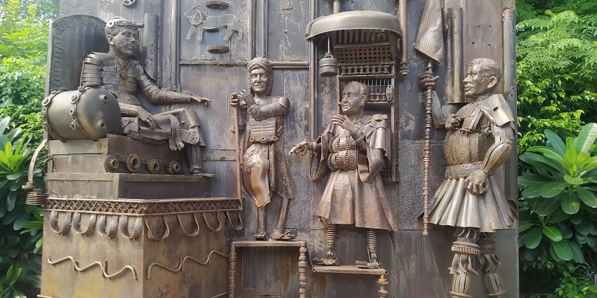 Delight in a world of miniature wonders at Shankar's International Dolls Museum.