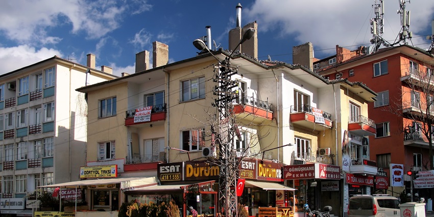 Image of Tunali HIlmi Caddesi view during day time where you can eat and shop in your trip