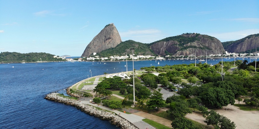 Strolling through Aterro do Flamengo is one of the best things to do in Rio de Janeiro.