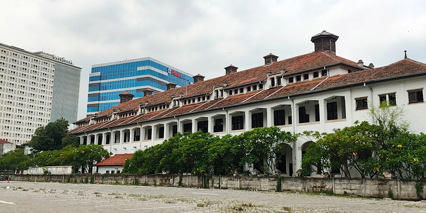 Visit Lawang Sewu, the iconic historical landmark with mysterious underground tunnels.